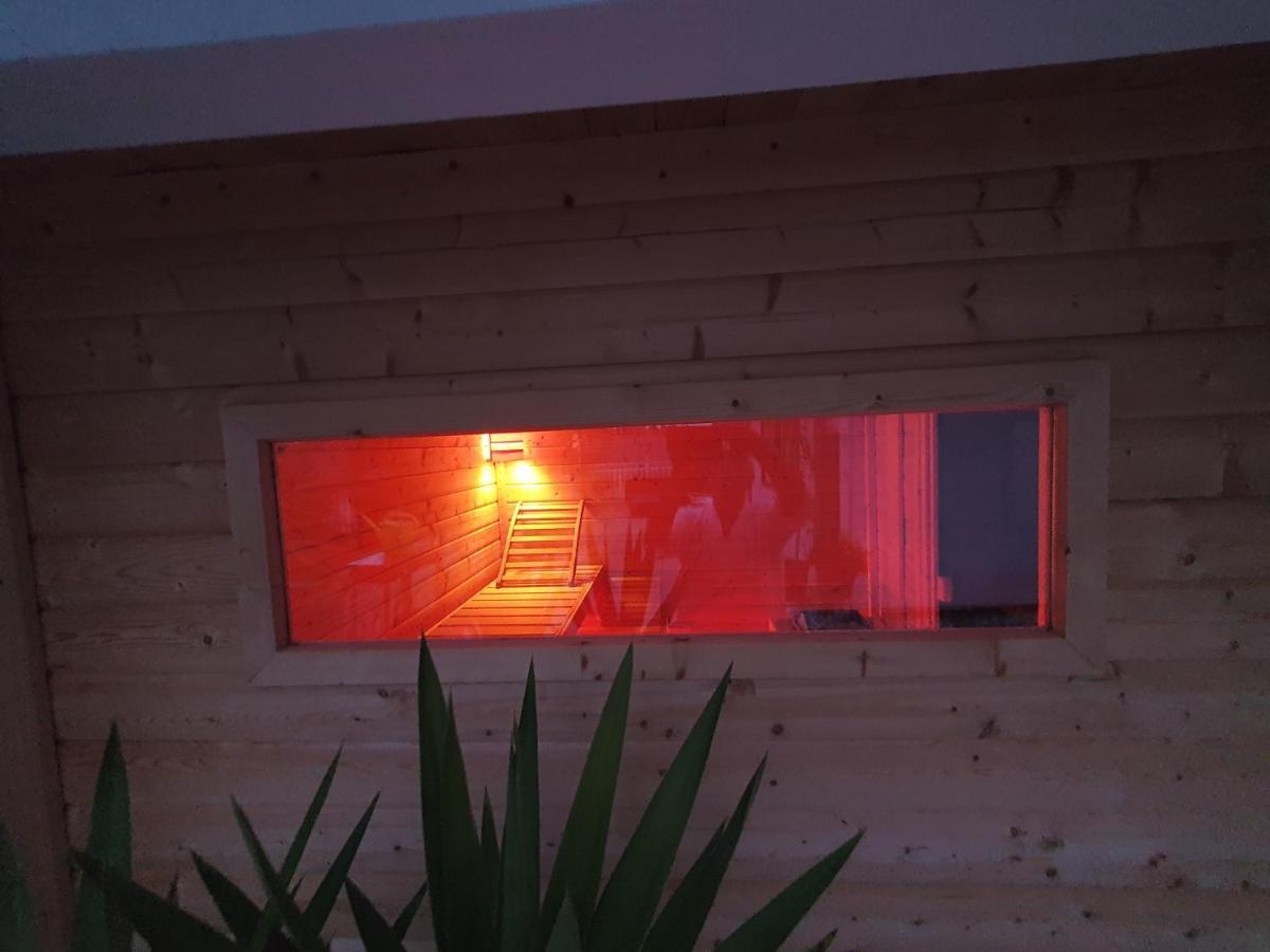 Haus Sonnenweg 6 Auf Der Sonnenseite Im Westerwald Höhr-Grenzhausen Eksteriør billede